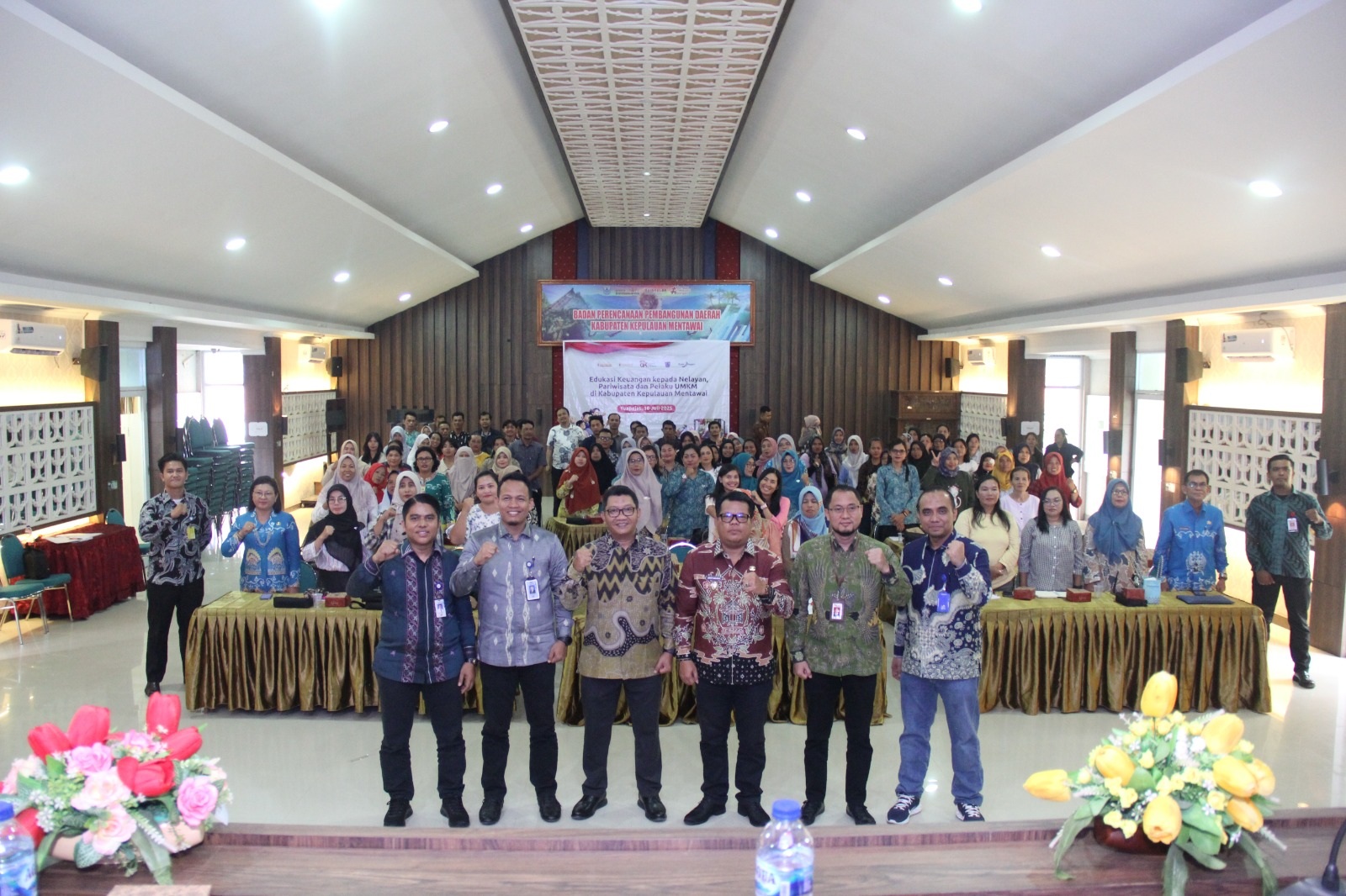 : Kegiatan edukasi literasi keuangan kepada pelaku UMKM, nelayan, dan pariwisata di Kabupaten Kepulauan Mentawai, Kamis (10/7).