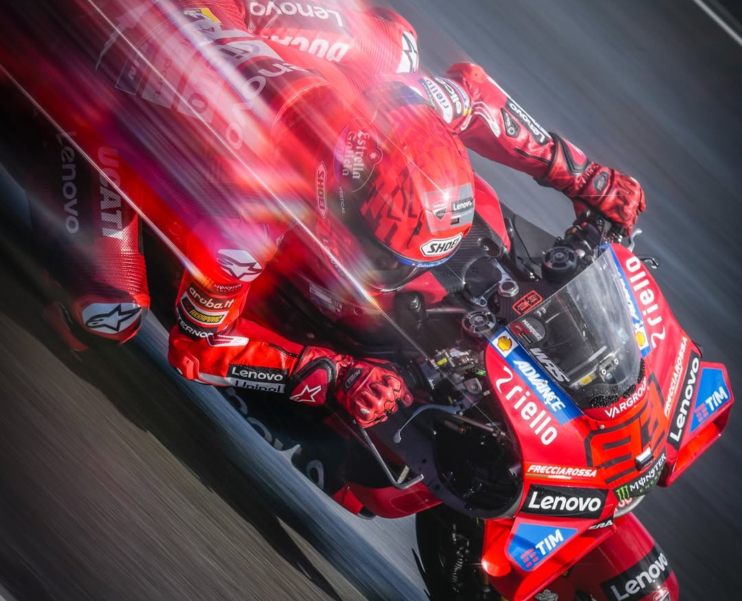 Marquez tampil dominan di sesi practice MotoGP Brno 2025, mengamankan posisi langsung ke Q2. (Foto: Instagram @motogp)