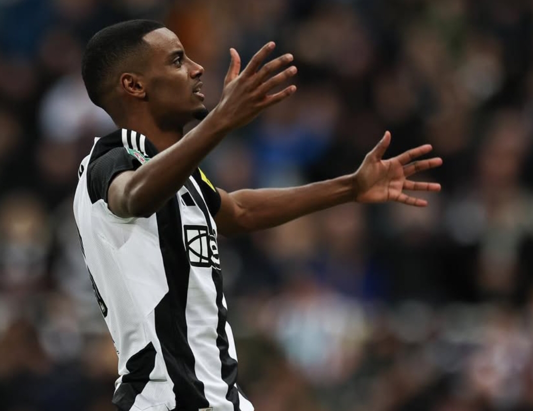 Alexander Isak saat memperkuat Newcastle United dalam laga musim lalu.(Foto: Dok. Instagram/@alex_isak)