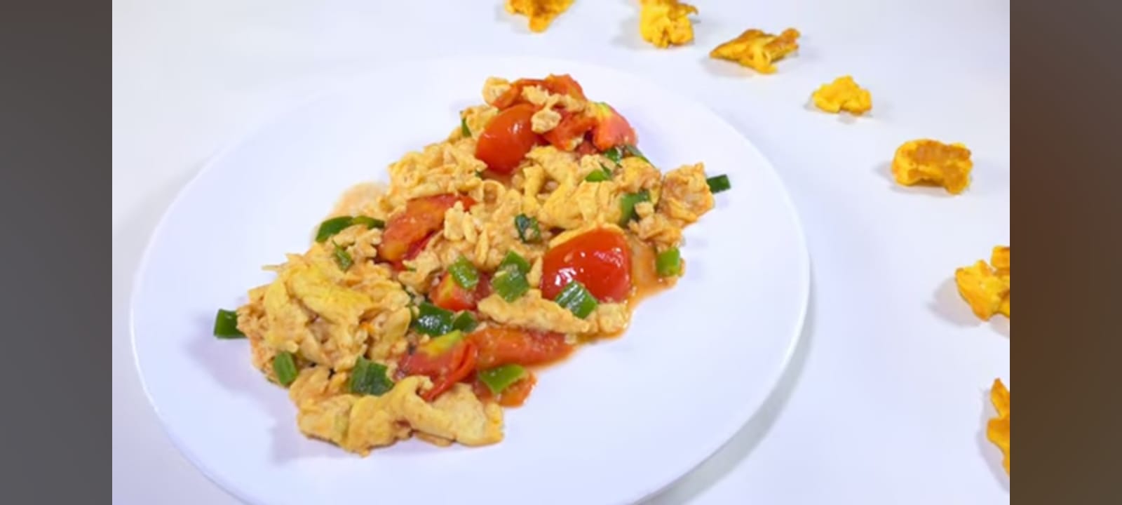Resep orak-arik telur tomat. Solusi sarapan cepat dan lezat!. (YouTube Dapur&nbsp;Cantik&nbsp;Channel)