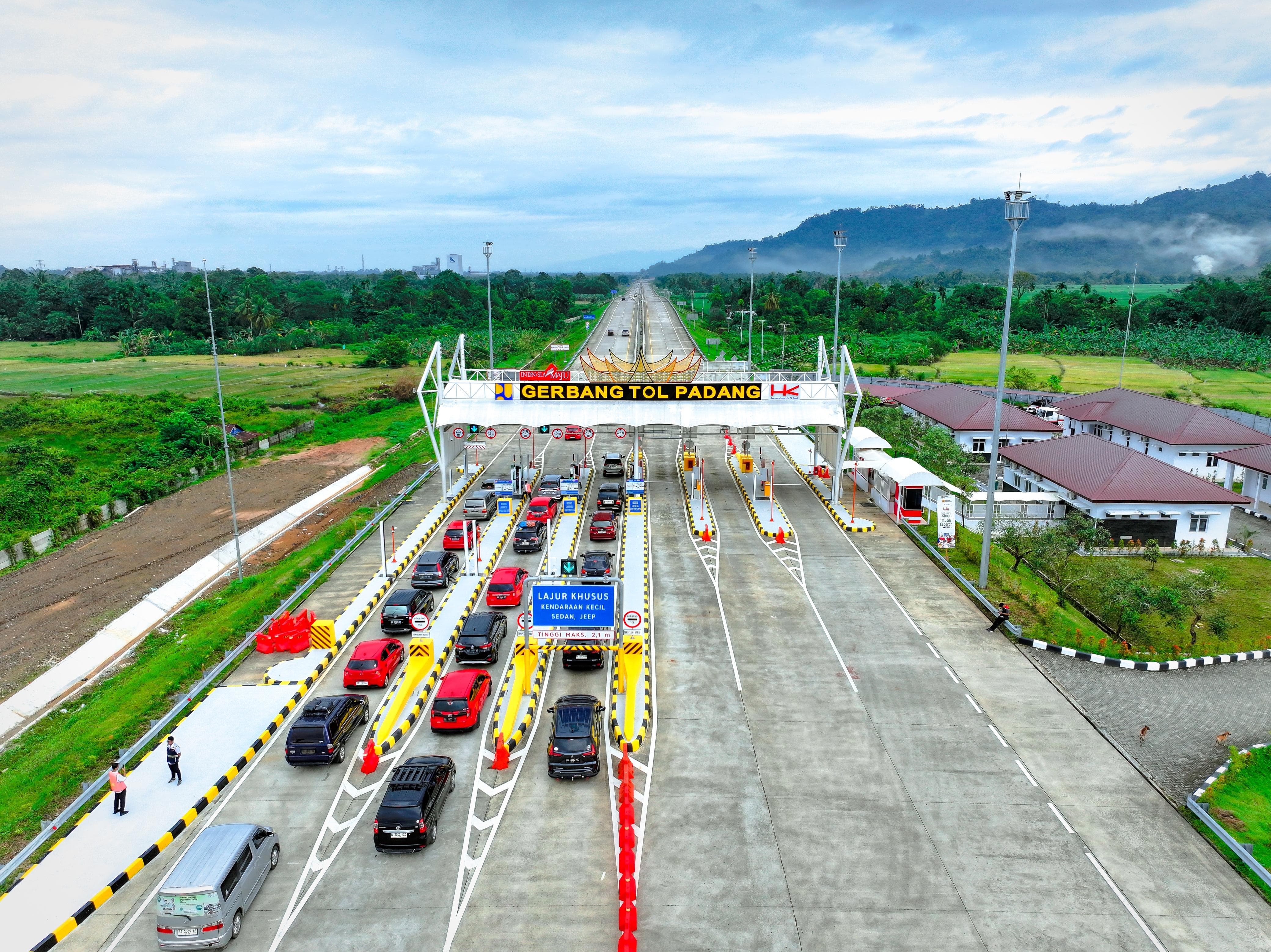 Gerbang Tol Padang-Sicincin
