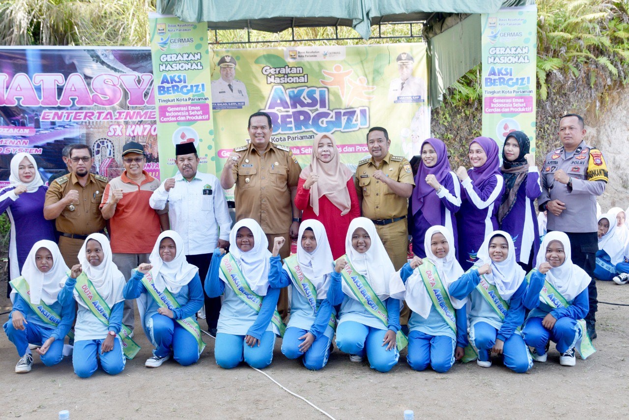Wali Kota Pariaman Yota Balad buka Gerakan Aksi Bergizi di MTsN 3 untuk cegah stunting dan anemia pada remaja.