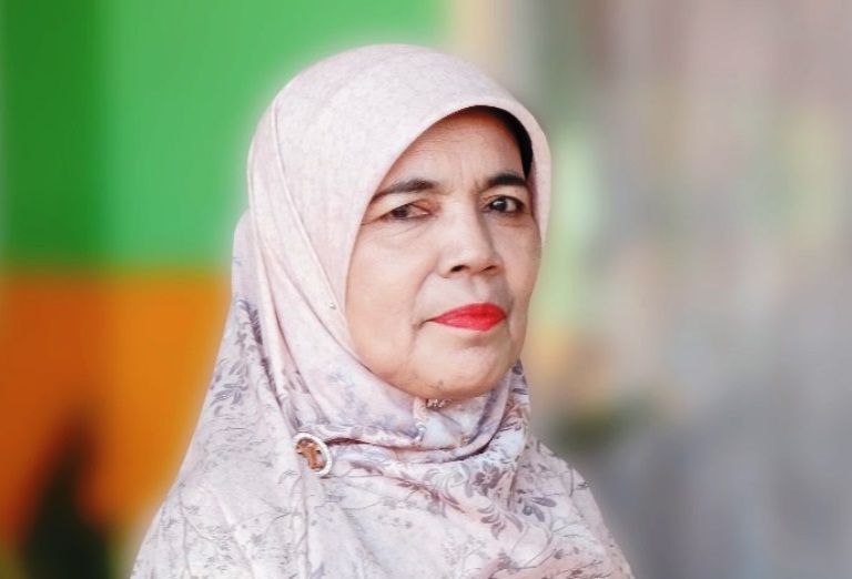 Amperawati, S.Pd, KEPALA SDN 21 PAYAKUMBUH.(TIM LAMAN GURU)