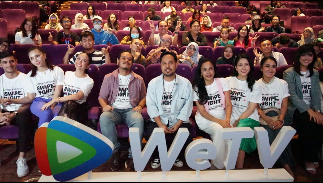 Para pemeran utama serial WeTV Original Swipe Right saat press screening peluncuran di Jakarta, 21 Juli 2025. (Foto: IST)