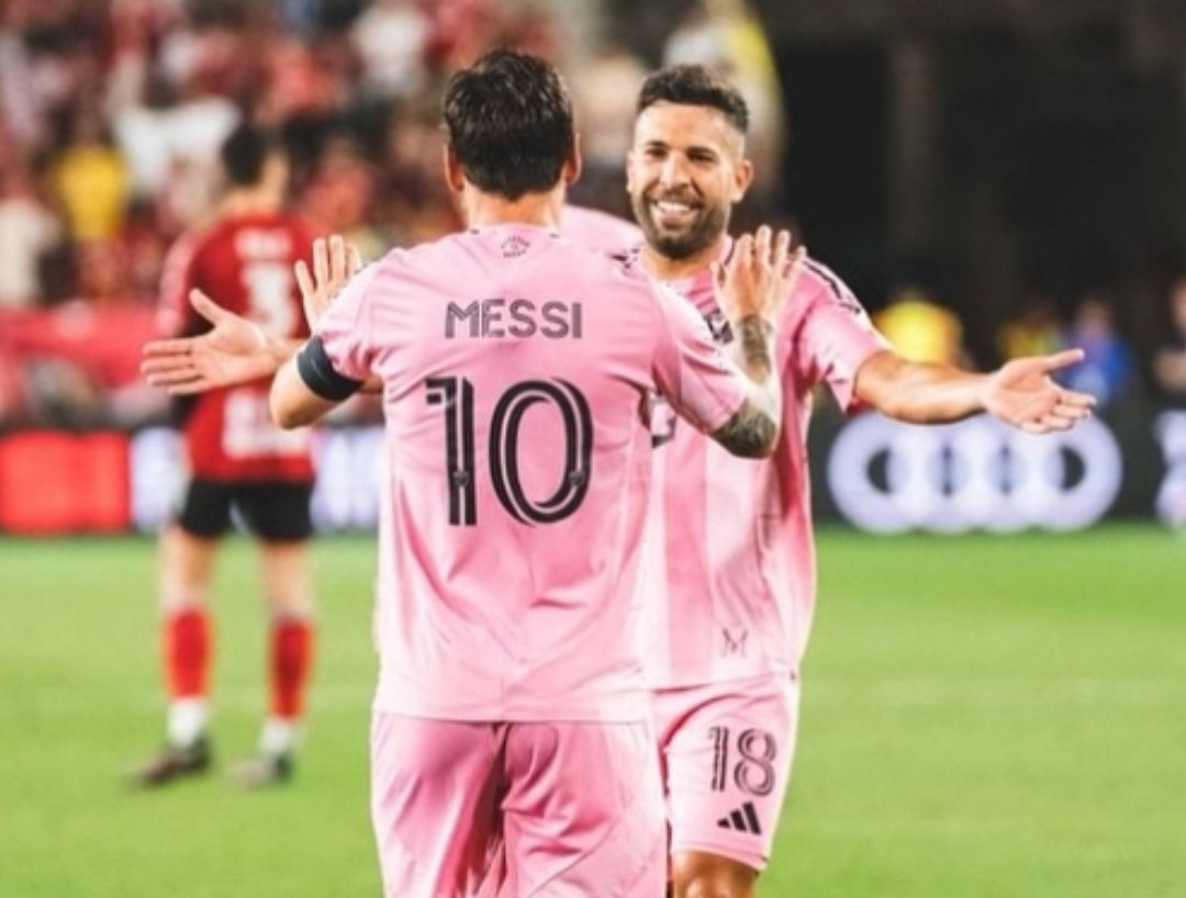 Lionel Messi dan Jordi Alba saat membela Inter Miami. (Foto: Instagram @jordialbaoficial)