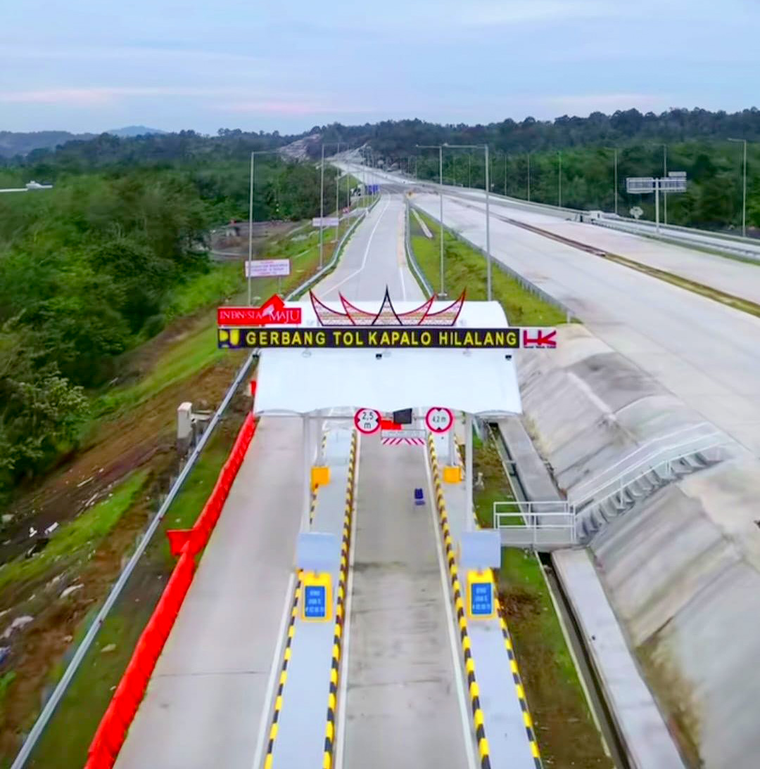 Tol Padang&ndash;Sicincin resmi berbayar mulai Sabtu, 2 Agustus 2025. Pastikan saldo e-toll mencukupi.
