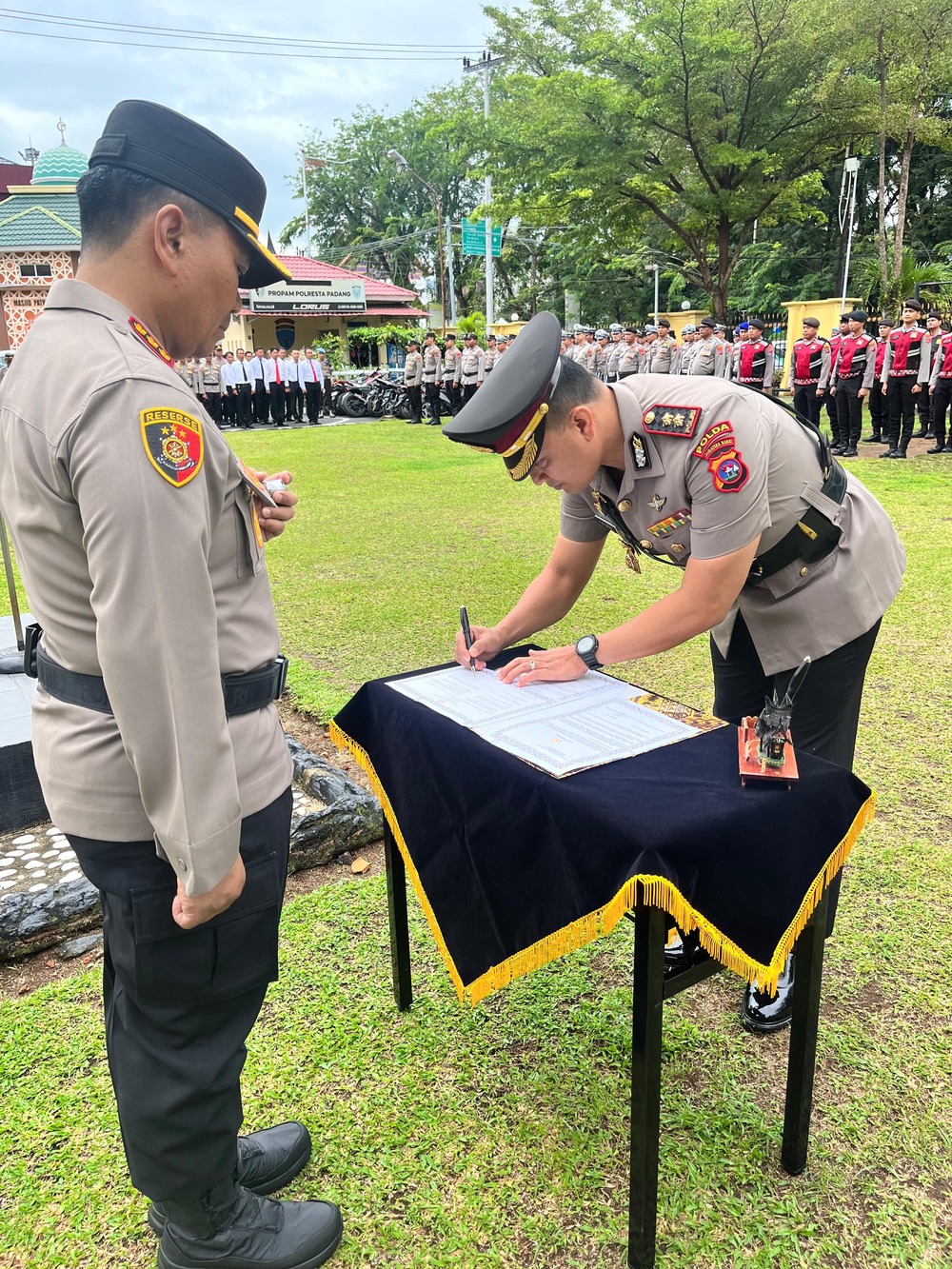 AKBP Faidil Zikri resmi dilantik sebagai Wakapolresta Padang, Jumat (1/8/2025).