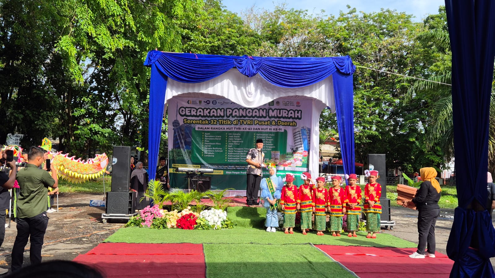 Mahyeldi tekankan pentingnya perlindungan lahan pertanian, petani muda, dan distribusi pangan dalam peringatan HUT ke-63 TVRI di Padang.