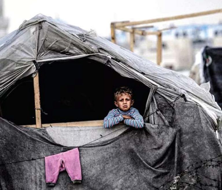 BUTUH BANTUAN: Perang di Jalur Gaza telah menelan korban yang tak terkira bagi anak-anak.(UNICEF)
