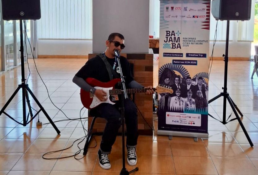 KAI Divre II Sumbar dukung Rakornas ICCN 2025 di Padang, hadirkan kolaborasi transportasi dan budaya, perkuat ekosistem kota kreatif Sumatera Barat.