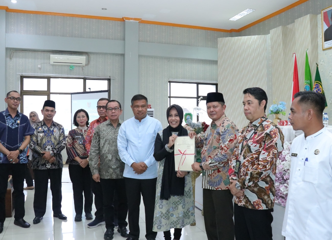 Staf Khusus Menteri ATR/BPN Bidang Reforma Agraria, Rezka Oktoberia saat sosialisasi di Pasaman Barat. (Foto: IST)