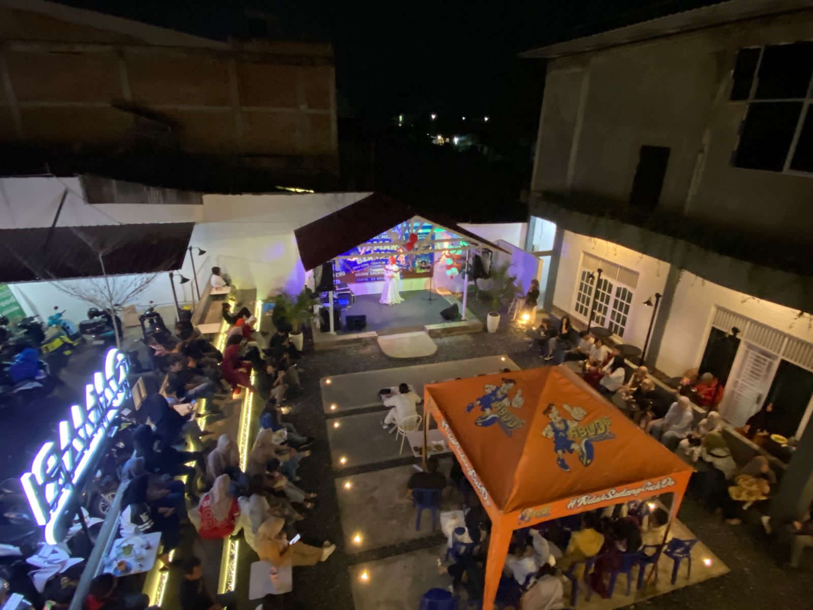 Qamari Coffee Payakumbuh gelar Festival Lagu Solo bertajuk &ldquo;Trilogi Berkarya&rdquo; sambut HUT RI ke-80, hadirkan panggung kreatif bagi generasi.