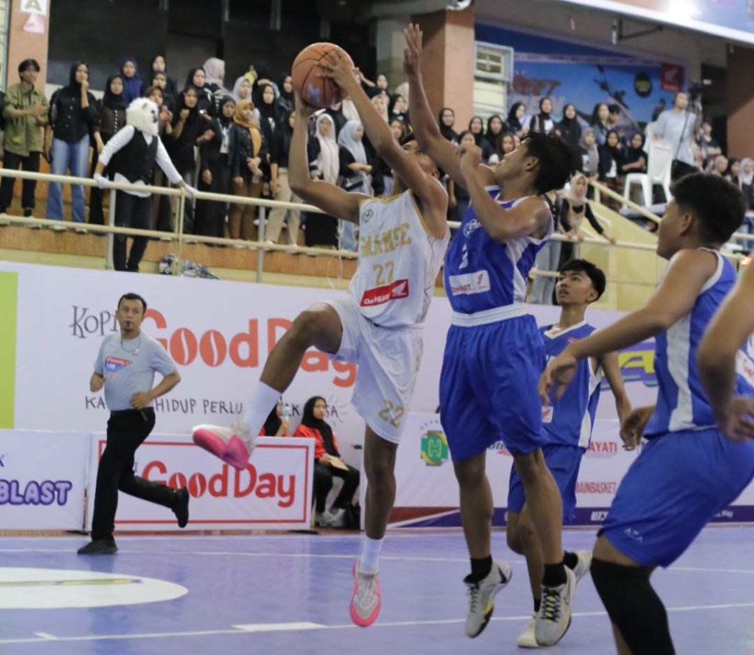 SMA 9 Padang Taklukan SMA Kartika 1-5 dalam ajang Honda DBL With Kopi Good Day 2025 West Sumatra Kamis (14/8), (Foto: Gilang/DBL)