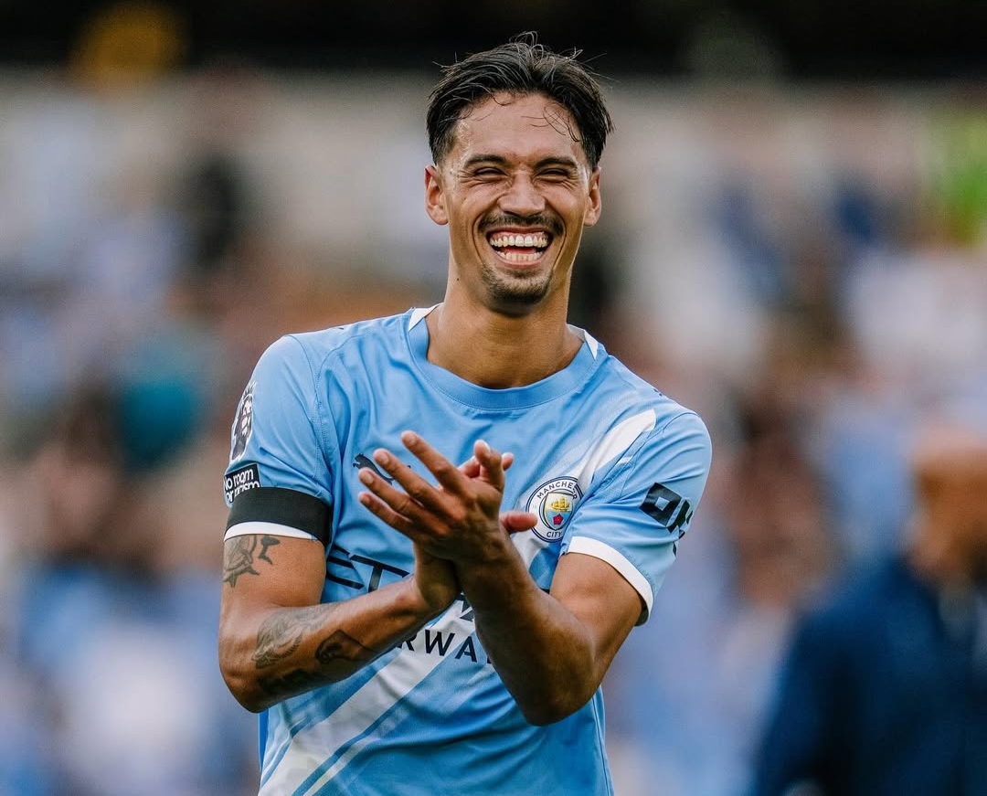 Debut impresif Reijnders di Manchester City, sukses cetak gol di laga pembuka Premier League 2025/2026 melawan Wolves. (Foto: IG @mancity)