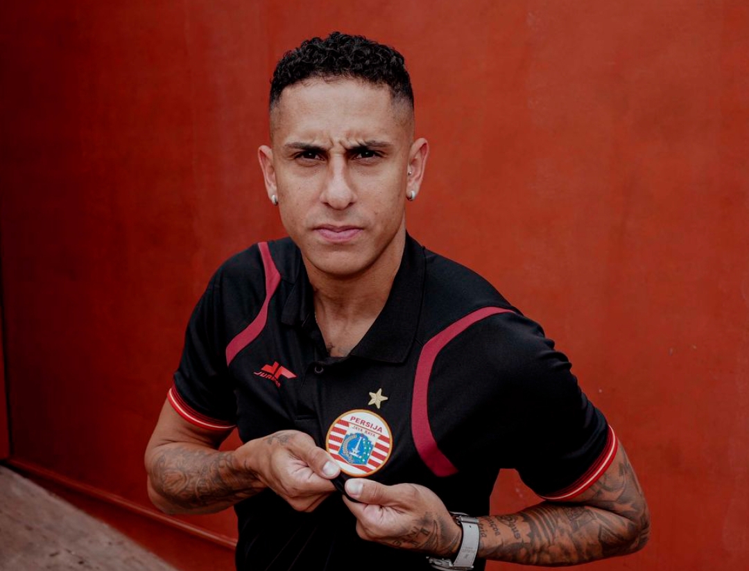 Bruno Tubar&atilde;o mengenakan jersey Persija Jakarta dengan nomor punggung 88.(Foto: Persija)