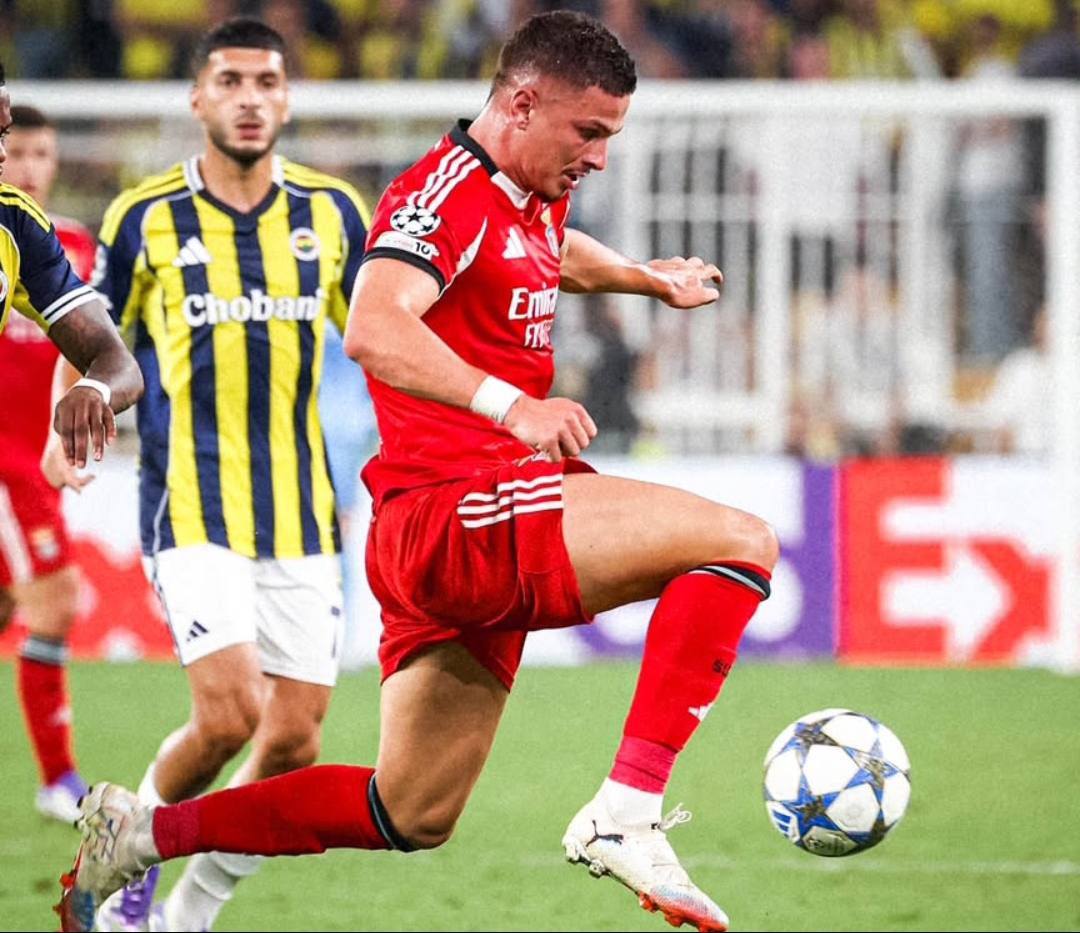 Pertarungan sengit Fenerbahce vs Benfica di playoff Liga Champions berakhir tanpa gol.(Foto: IG @slbenfica)
