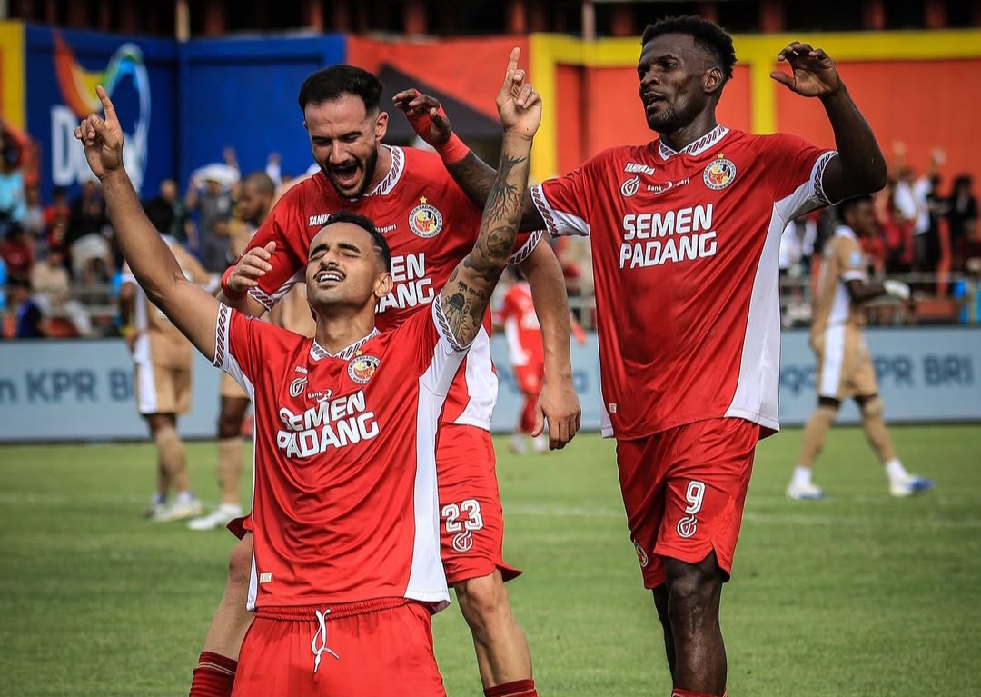 Pada pekan kedua Super League 2025/2026, Semen Padang sukses menundukkan Dewa United Banten FC 2-0. (Foto: IG Semen Padang FC)