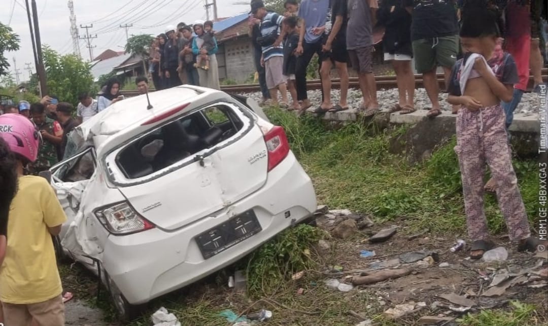 Klokasi kecelakaan kereta di Padang yang tewaskan dua siswi SMA 10 Padang.