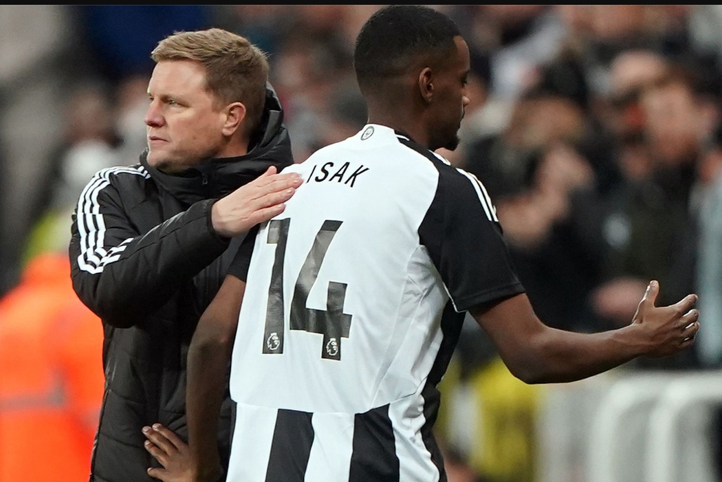 Pelatih Newcastle United, Eddie Howe masih berharap bisa bekerja sama dengan Alexander Isak. (Foto: Sky Sports)