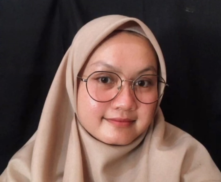 Mutiara, S.Pd, GURU UPT SMPN 3 SUNGAYANG