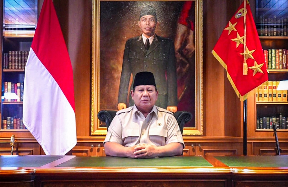 Presiden Prabowo Subianto menyampaikan keterangannya di kediaman pribadinya di Hambalang, Kabupaten Bogor, pada Jumat, 29 Agustus 2025. (Foto: BPMI Setpres)