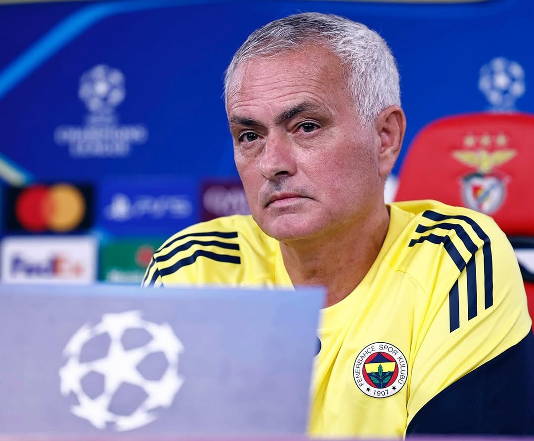 Fenerbahce resmi memutuskan kerja sama dengan Jose Mourinho, Jumat (29/8/2025). (Foto: IG Fenerbahce)