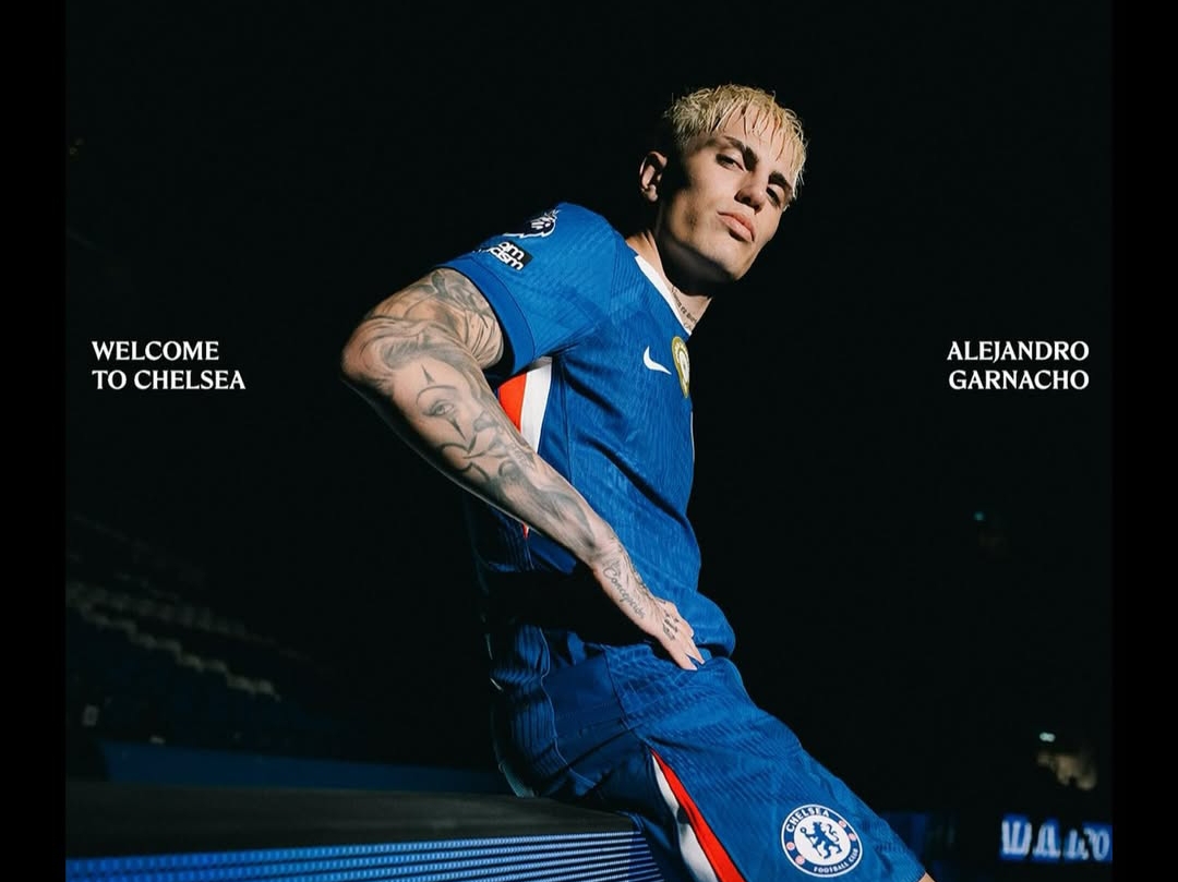 Alejandro Garnacho resmi diperkenalkan Chelsea usai transfer &pound;40 juta dari Manchester United.(Foto: IG Chelsea)