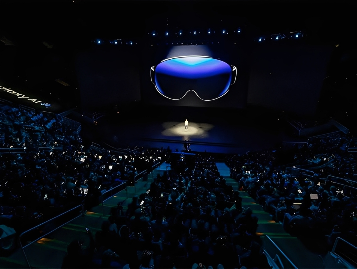 Samsung Unpacked ketiga tahun 2025 digelar di Korea pada 29 September. Tiga produk inovatif diluncurkan: kacamata AI Project Haean, ponsel tri-fold, dan headset XR.