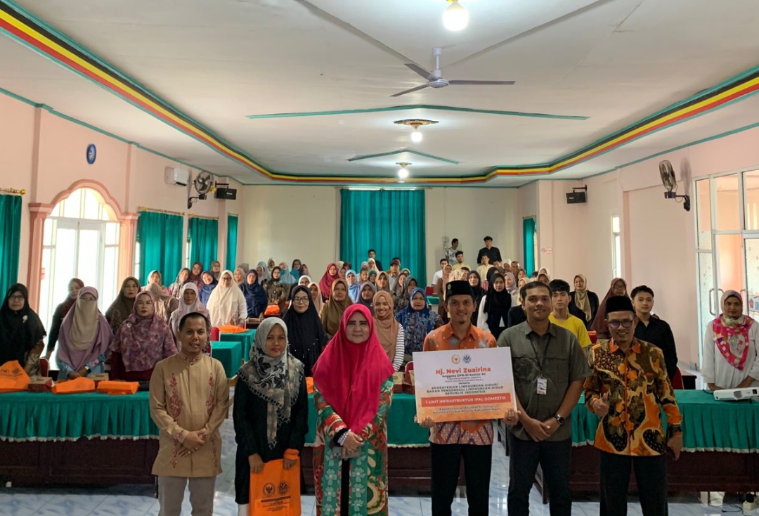 Anggota DPR RI Nevi Zuairina hadiri kegiatan Sosialisasi Infrastruktur Hijau di Balairung Kerapatan Adat Nagari Lubuk Basung, Agam. (Foto: Tim NZ)
