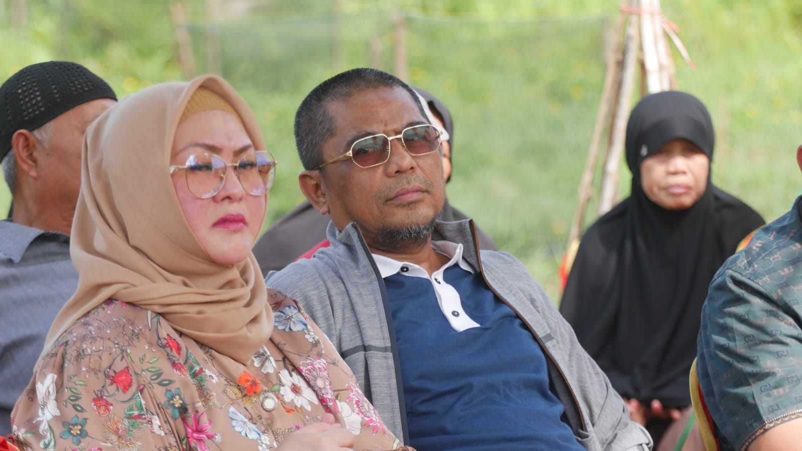 H. Arisal Aziz dikenal keras menolak naturalisasi PSSI. Namun, di balik sikapnya, ia memiliki deretan program sosial dari ambulance gratis hingga santunan labai dan rubiah.