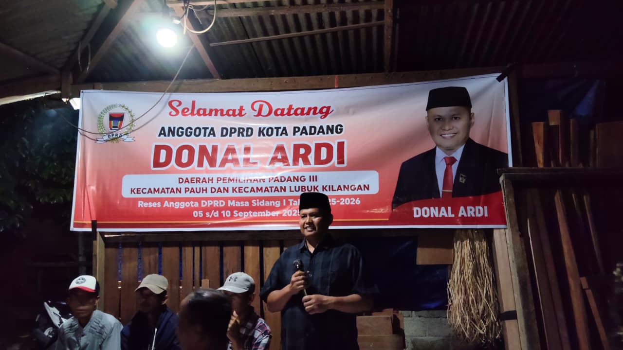 Anggota DPRD Kota Padang Donal Ardi gelar reses di Pauh dan Lubuk Kilangan, tampung aspirasi warga terkait infrastruktur, ekonomi, dan kesejahteraan sosial.