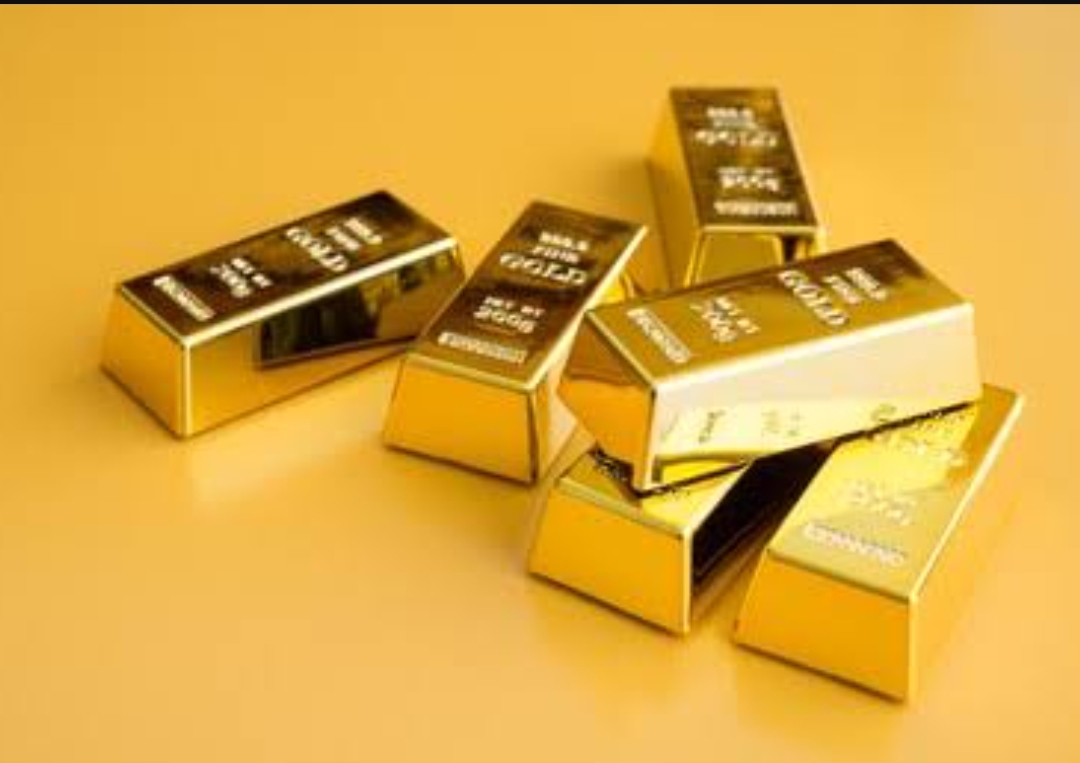 Harga emas spot turun dan dolar AS menguat menjelang keputusan suku bunga The Fed.(Foto ilustrasi: shutterstock)