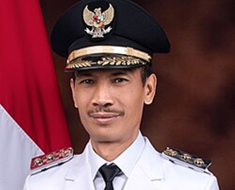 Yulian Efi.(Wiki)