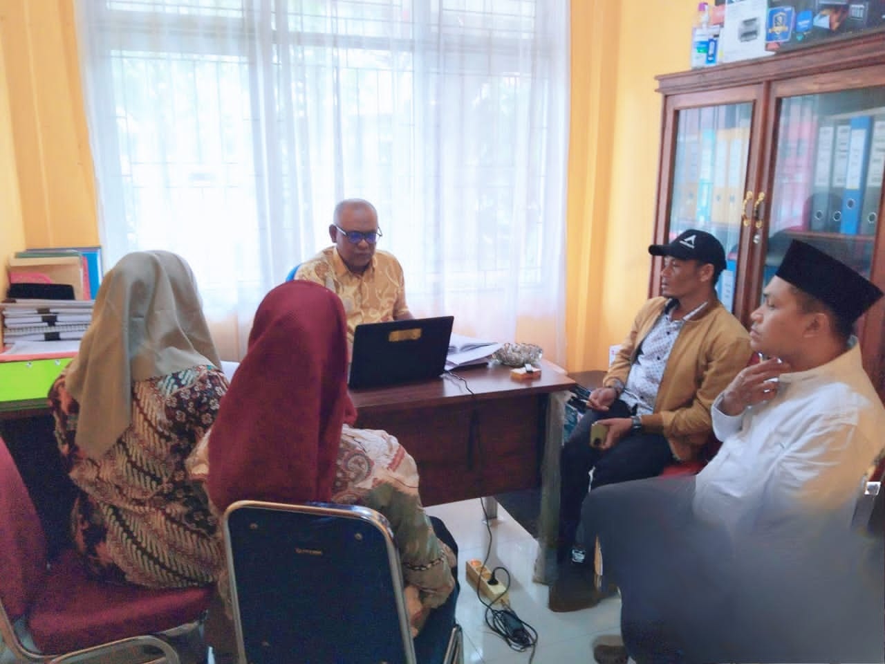 anitia Seleksi Administrasi Penjaringan Perangkat Nagari Koto Gadang Guguak menggelar rapat resmi persiapan penjaringan kepala jorong, Jumat (19/9).