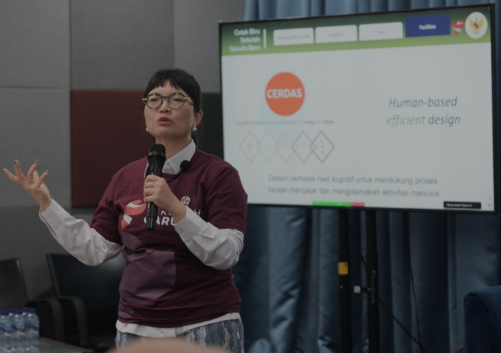 Wamen Saintek Stella Christie saat memaparkan program Sekolah Garuda di Kantor Badan Komunikasi Pemerintah, Jakarta. (Foto: POC)