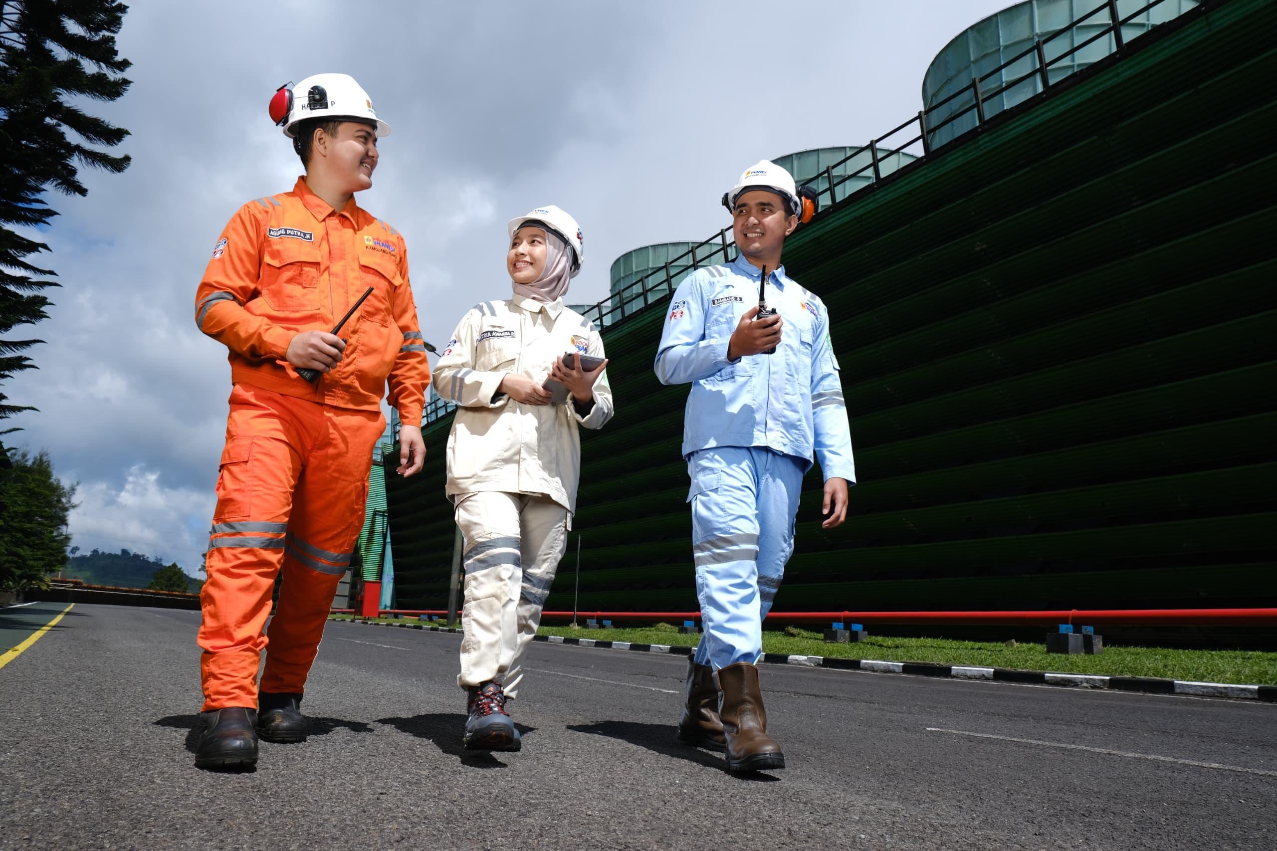 PLN membuka Rekrutmen Umum 2025 mulai 1 Oktober. Pendaftaran dilakukan daring di rekrutmen.pln.co.id, terbuka untuk lulusan D3, S1/D4, hingga S2.