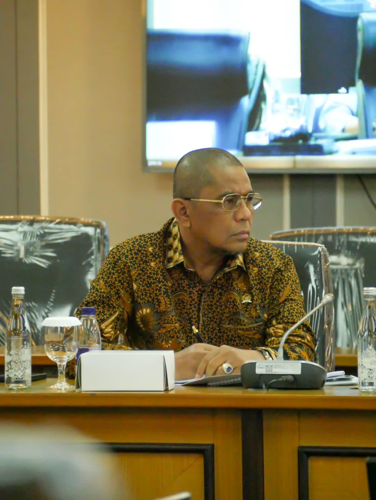 Komisi XIII DPR RI menolak relokasi warga TNTN Riau, Arisal Aziz desak pemerintah hentikan kebijakan yang dinilai langgar hak asasi manusia.