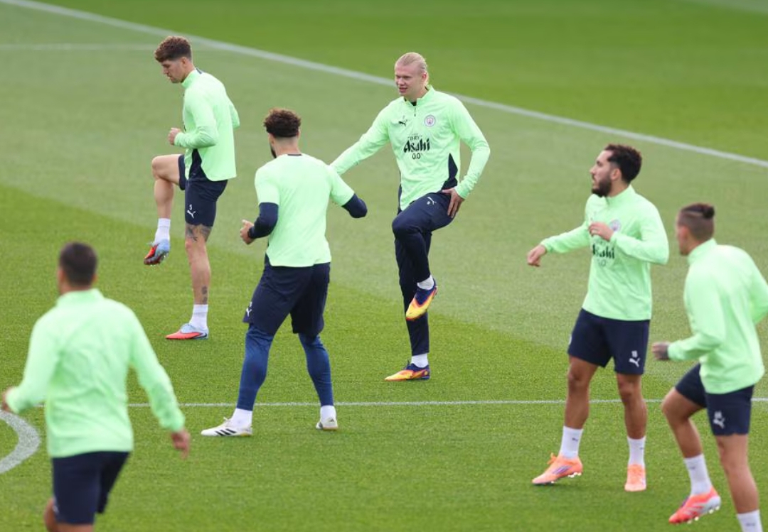 Erling Haaland dan rekan setim Manchester City berlatih jelang laga Liga Champions melawan Monaco. (Foto: UEFA.com)