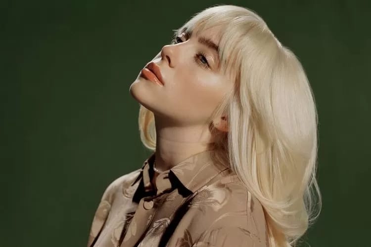 Billie Eilish umumkan album Hit Me Hard and Soft II rilis awal 2026 dengan konsep reflektif, sepuluh lagu baru, dan film pendek pendamping.