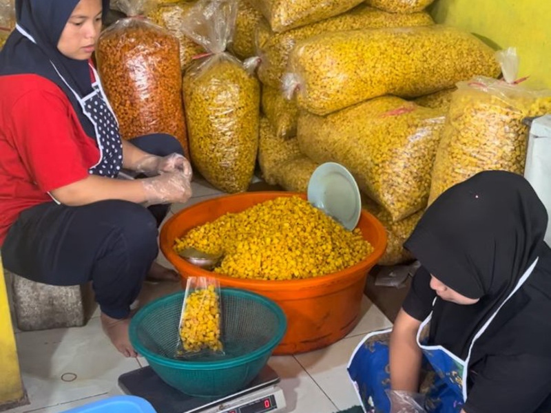 UMKM Rubik Ganepo 99 asal Limapuluh Kota wakili Sumatera di Trade Expo Indonesia 2025, tampilkan inovasi kuliner lokal berbasis ubi kayu.