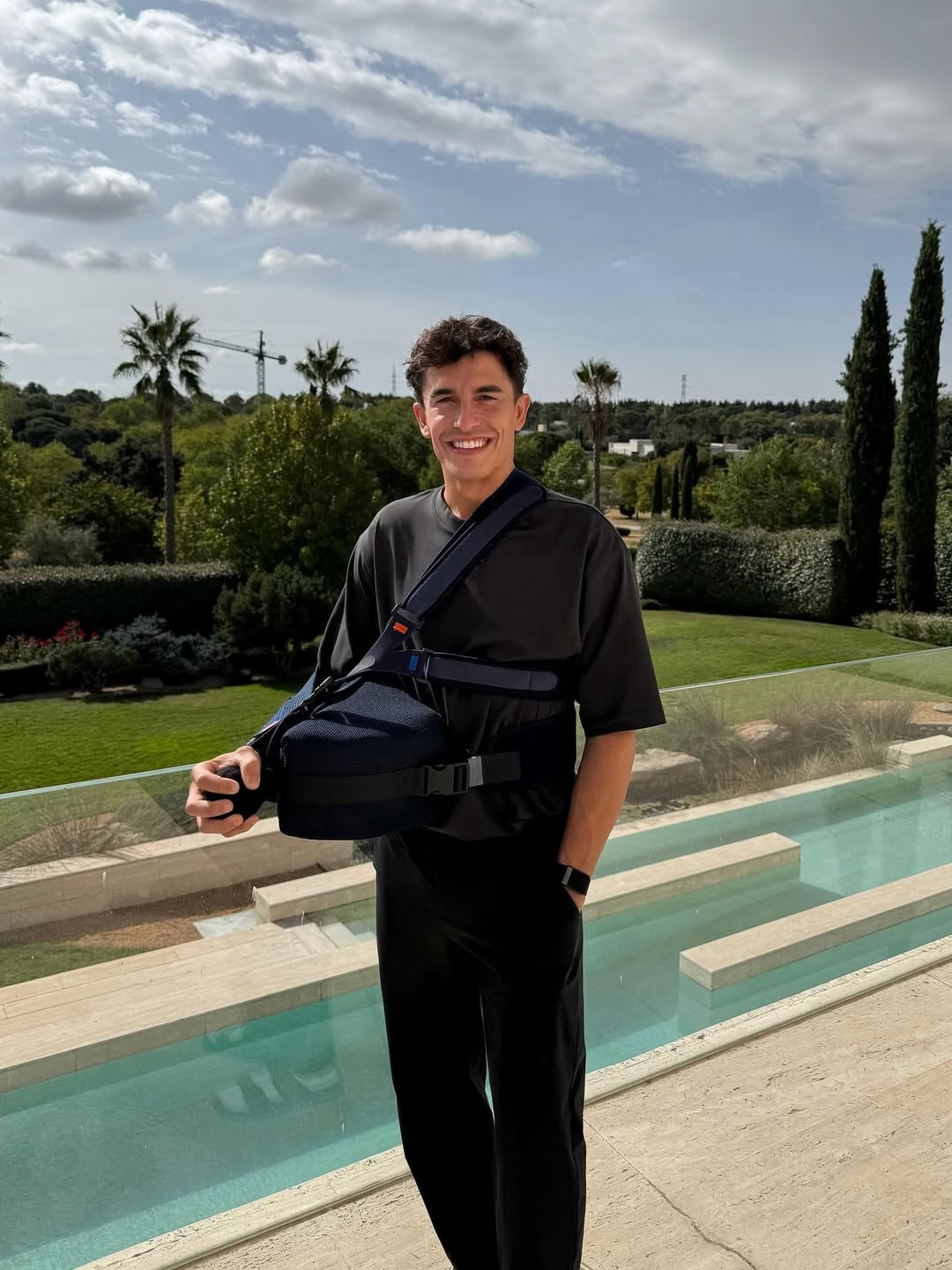 Pembalap Ducati Marc Marquez akan absen dalam dua seri MotoGP berikutnya di Australia dan Malaysia.