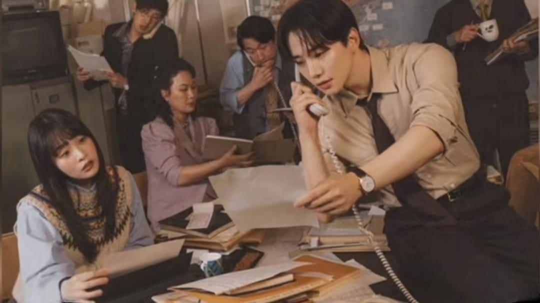 Dua drama Korea baru siap menghiasi akhir pekan Anda di Oktober 2025. Simak kisah seru Would U Marry Me yang romantis komedi dan Typhoon Family yang berlatar krisis moneter 1997. (Foto: @nop nop)