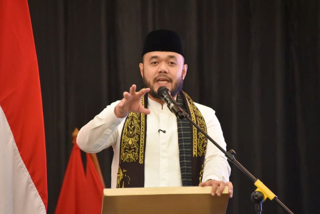 Wali Kota Padang Fadly Amran menyiapkan hadiah untuk siswa yang rajin datang ke masjid/musala ketika salat subuh berjamaah.