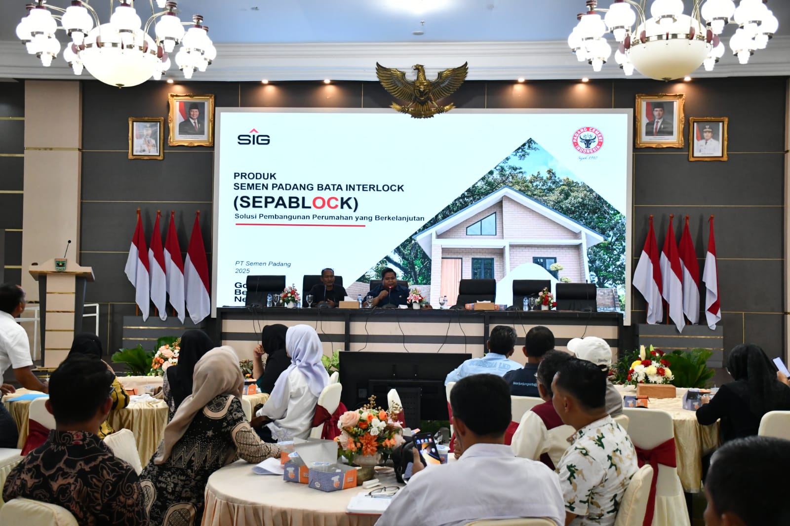 Produk Sepablock ditawarkan sebagai solusi konstruksi efisien dan berkelanjutan bagi Badan Usaha Milik Nagari (BUMNAG) serta Badan Usaha Milik Desa Bersama (BUMDESMA).
