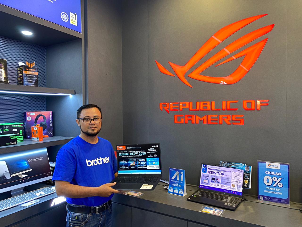 J-Bros Computer, toko retail dan layanan purnajual perlengkapan teknologi, mengumumkan dimulainya program promo besar-besaran &rdquo;Cuci Gudang Akhir Tahun 2025&rdquo;