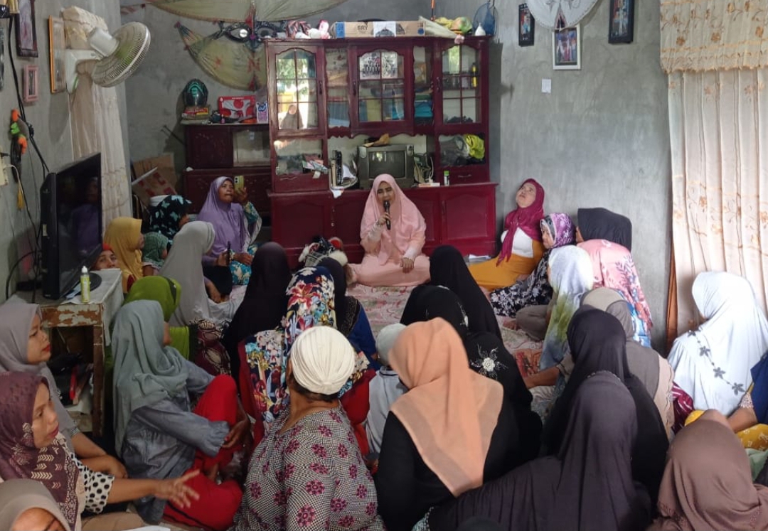 Anggota DPR RI dari Dapil Sumatera Barat II, Hj. Nevi Zuairina, melakukan kunjungan silaturahmi ke masyarakat. (Foto: Tim NZ)
