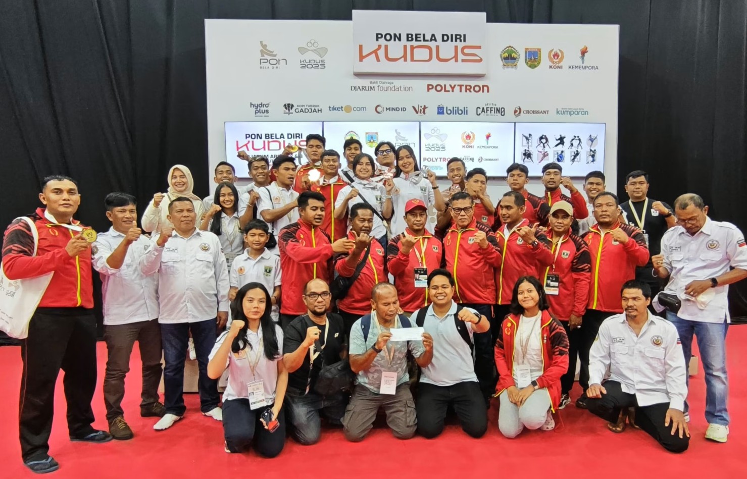 Sumatera Barat raih 25 medali di PON Beladiri II 2025 Kudus, peringkat 8 nasional dan terbaik kedua Sumatera, bukti kebangkitan olahraga.