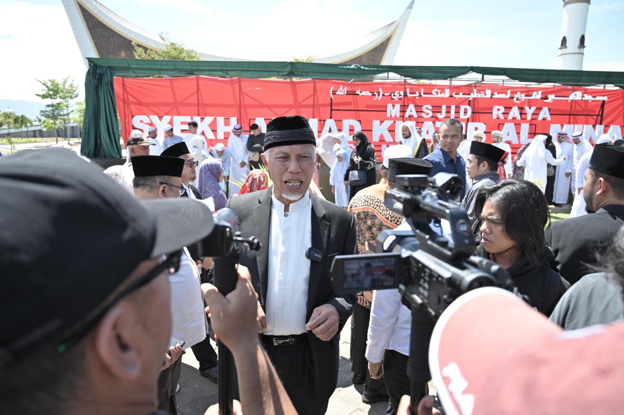 Gubernur Sumbar Mahyeldi tegaskan komitmen memperkuat wisata halal nasional berbasis nilai ABS-SBK, budaya lokal, dan ekonomi syariah berkelanjutan.