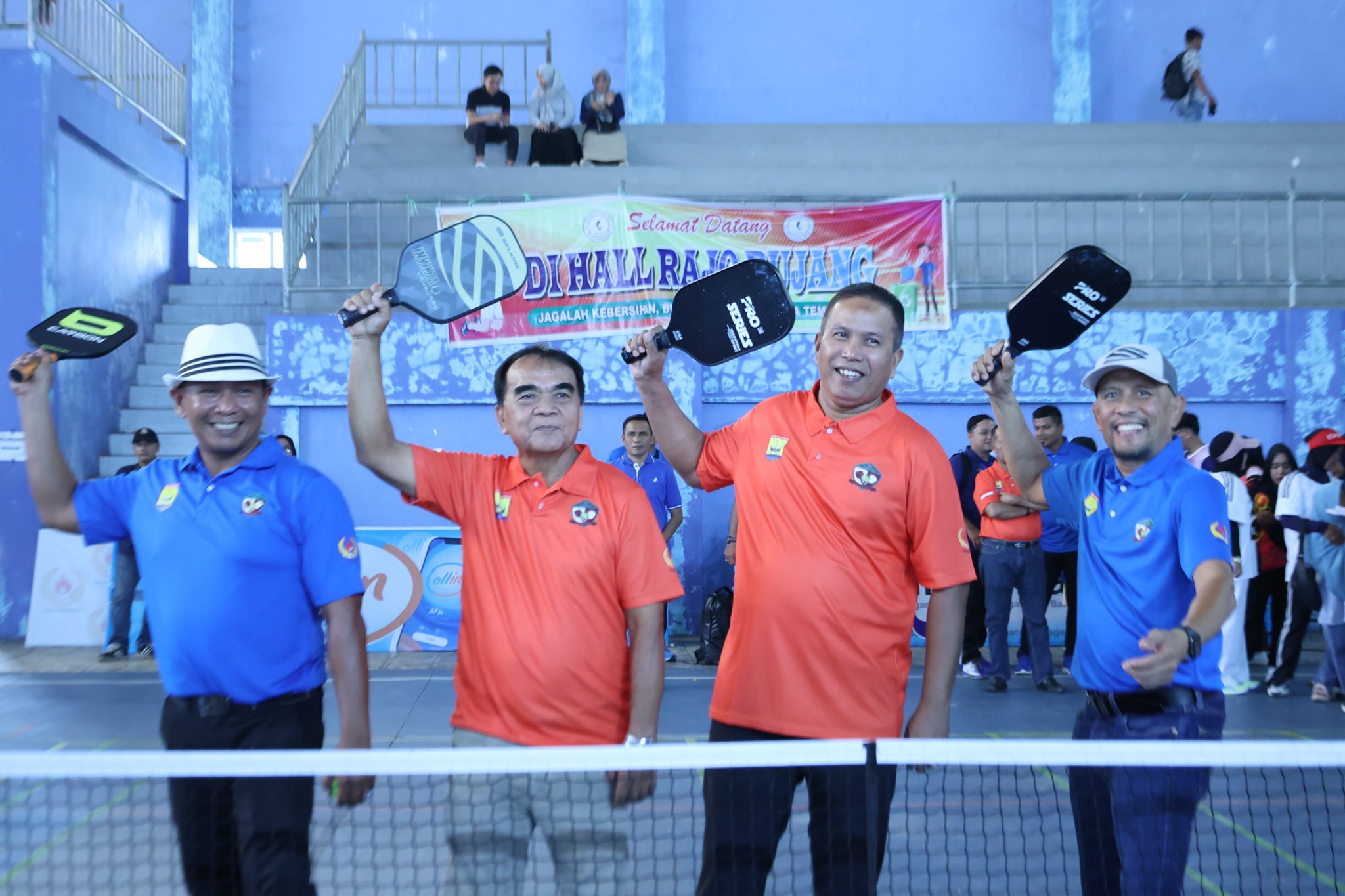 Wakil Wali Kota Pariaman Mulyadi saat membuka Kejuaraan Pickleball Wali Kota Cup antar guru se-Pariaman dan Padangpariaman serta pelatihan wasit tingkat Sumbar.