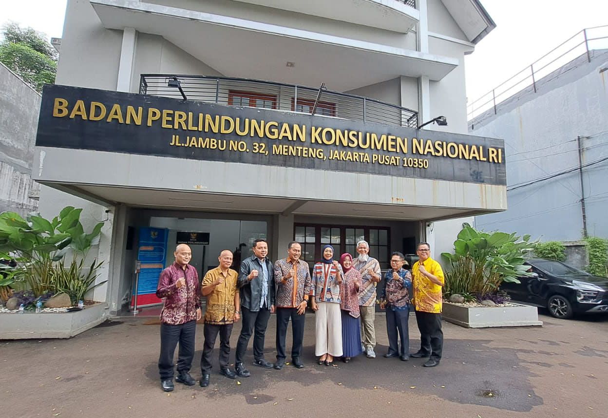 BPKN pastikan Aqua tidak melanggar hak konsumen. Sumber air pegunungan terbukti sesuai fakta ilmiah dan telah memenuhi standar mutu nasional.